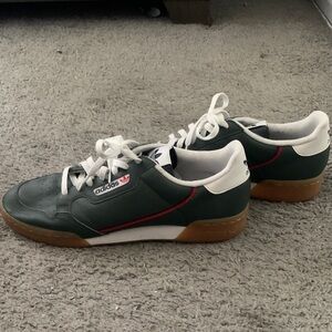 Adidas Men's Forest Green and White Sneakers with Gum Sole